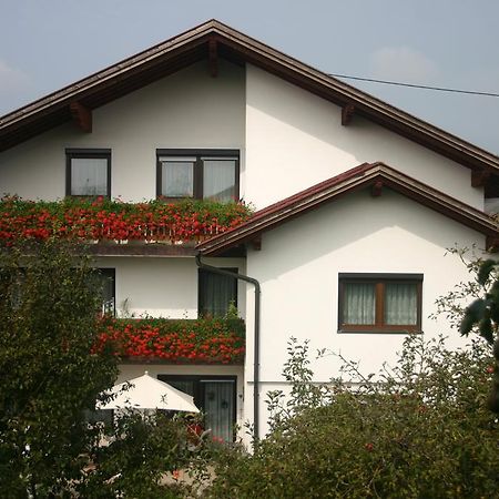 مبيت وإفطار Obernberg am Inn Haus Stuttgart المظهر الخارجي الصورة