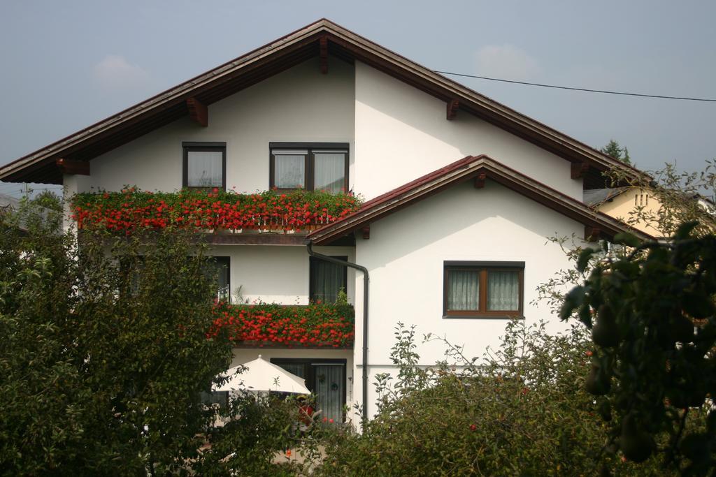 مبيت وإفطار Obernberg am Inn Haus Stuttgart المظهر الخارجي الصورة
